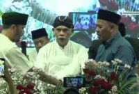 Ustadz Hanan Attaki Resmi Menjadi Anggota Nahdlatul Ulama (NU) Setelah Dibaiat oleh KH Marzuki Mustamar
